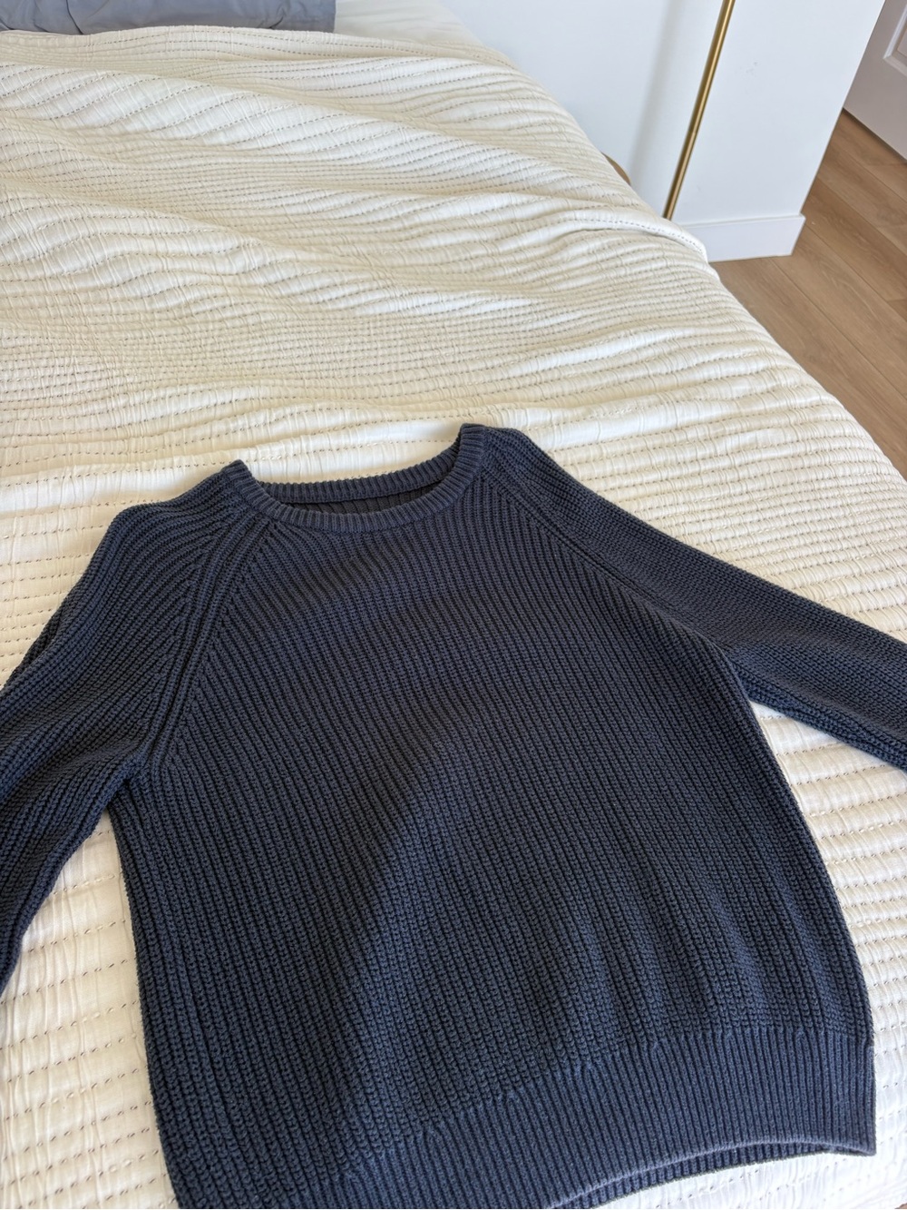 Brandy Melville (St. George) Navy Crewneck Fisherman Knit Sweater